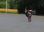 Motorroller Wheelie Fail